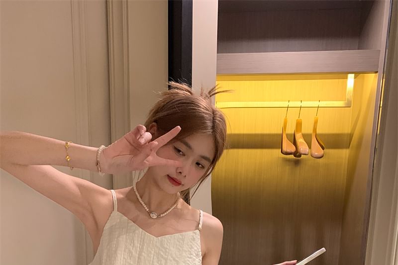 Plain Flowy Top V-Neck Cami Crop