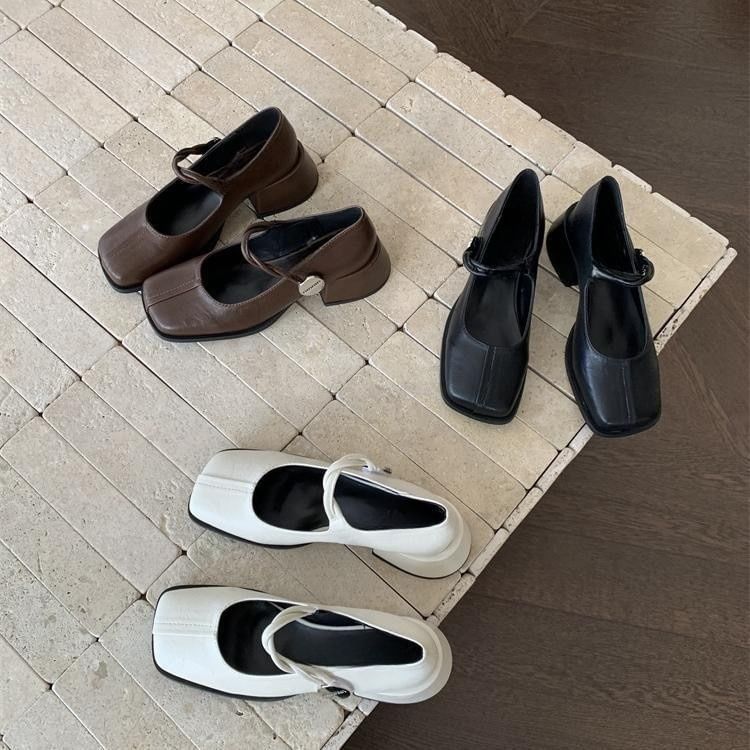 Mary Heel Jane Pumps Block Toe Square