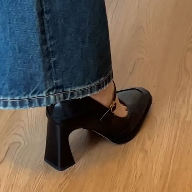 Jane Heel Panel Toe Mary Square Block Pumps