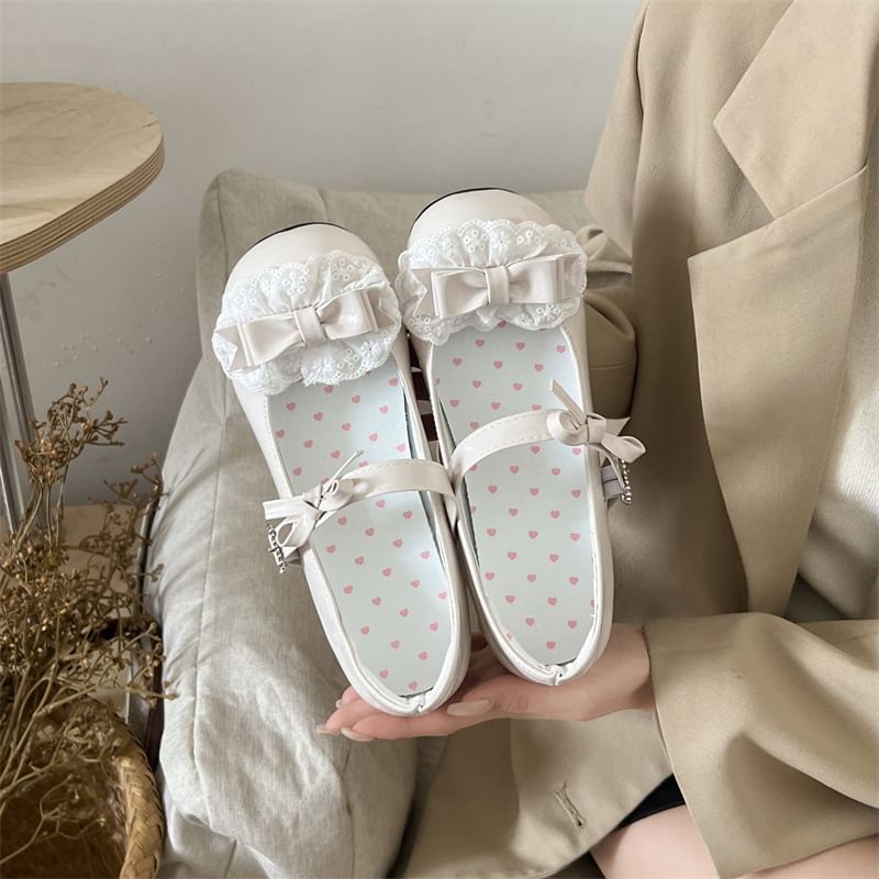 Jane Ruffle Mary Bow Pumps