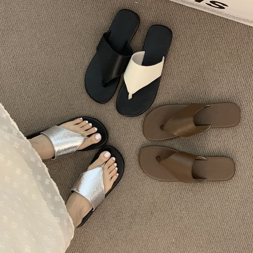 Sandals Leather Faux Slide Thong
