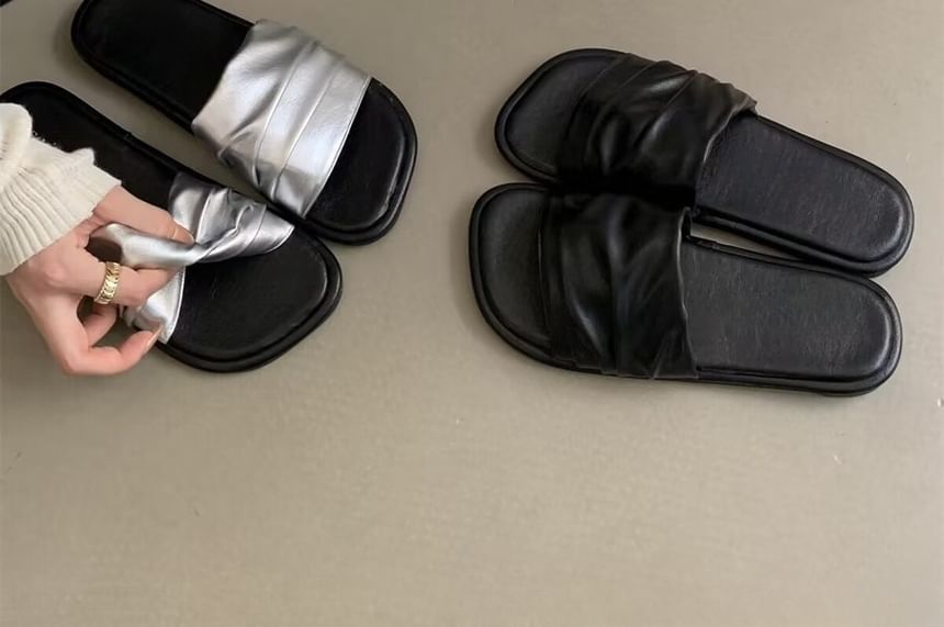 Sandals Ruched Slide