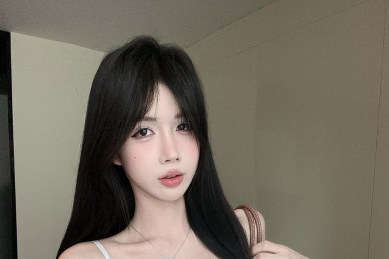 Trim Camisole Slit Slim Fit Lace Top