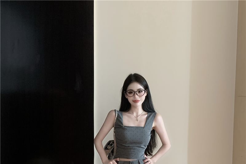 Tank Dotted Shorts Waist / Neck Fit Square Top High Bubble Crop Hem Slim