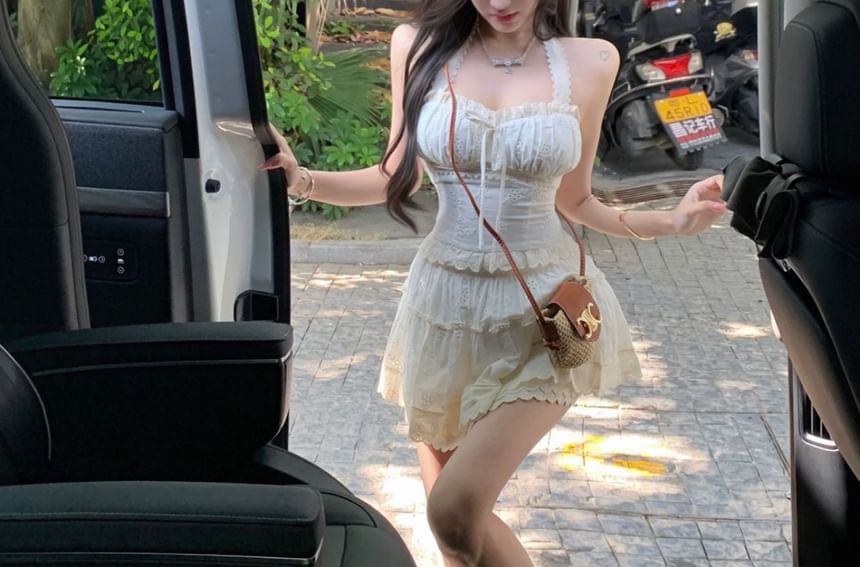 / Halter Crop A-Line Slim Tiered Top Elastic Waist Bow Plain Skirt Mini Fit