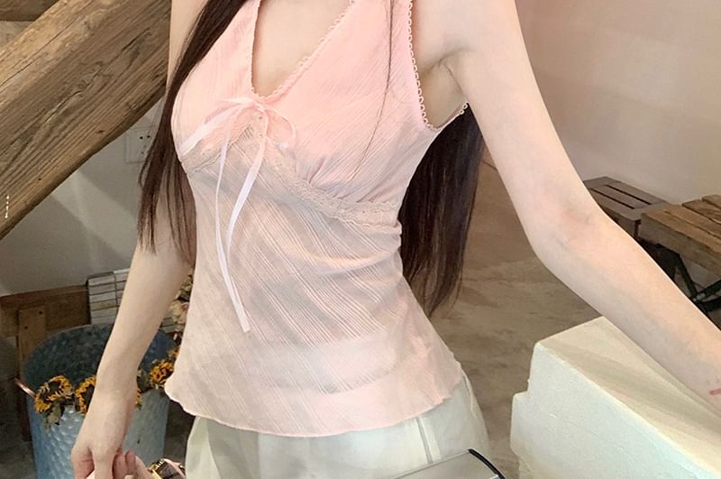 Slim V-Neck Trim Lace Tank Bow Top Fit