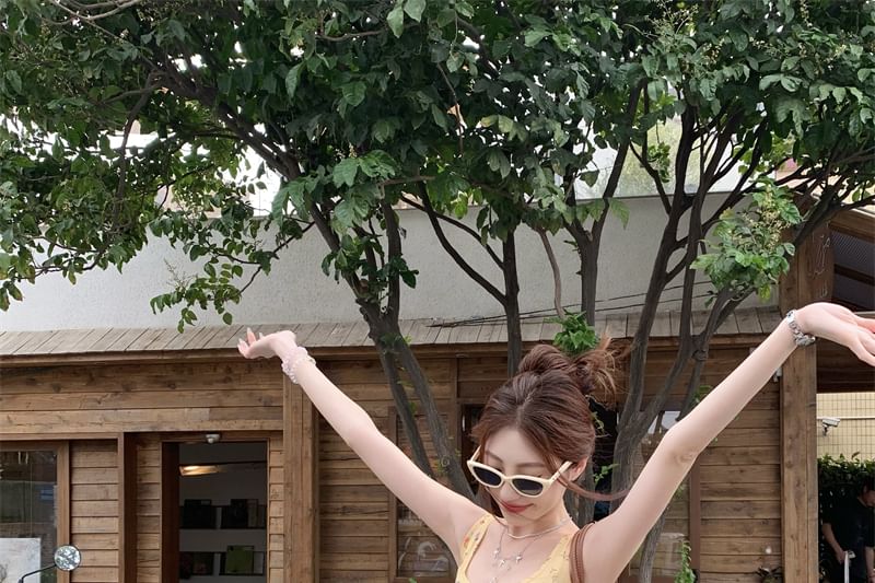 Tank Asymmetrical Trim Fit Neck Ruffle Slim Floral Top Square