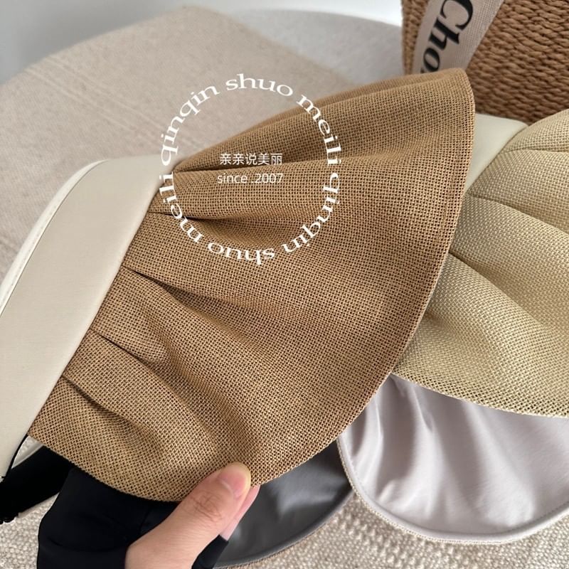 Ruffle Hat Lettering Sun