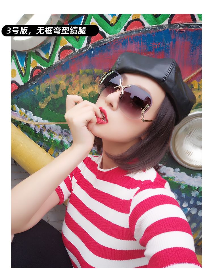 Case (Various Frameless Gradient Set: Sunglasses Designs) + Cleaning Cloth