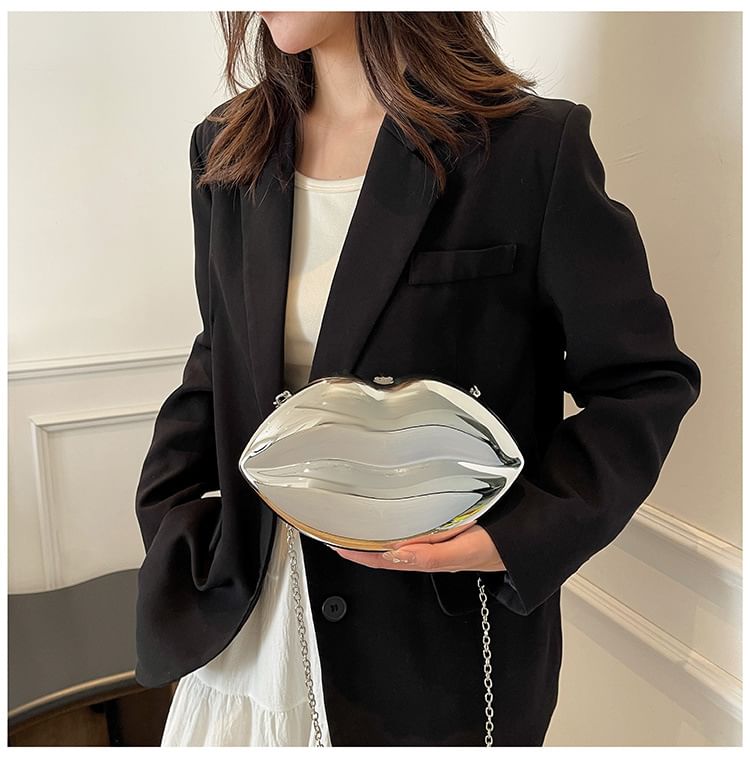 Chain Crossbody Strap Lips Bag