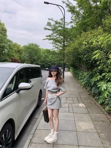 Lace Crop Waist Shoulder Skirt Pencil Panel Cold Set: Sleeveless Mini + Top High