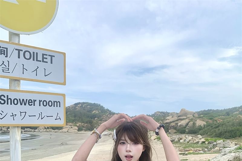 Cowl Neck Top Piece Sleeveless Mock Plaid Two