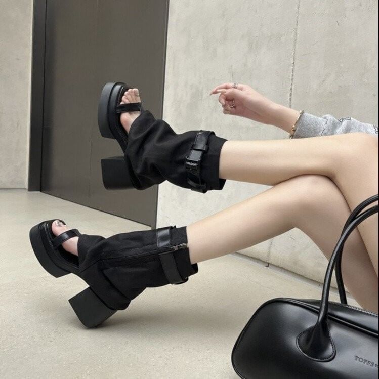 + Set: Warmers Leg Sandals Buckled Platform Slingback Chunky Heel