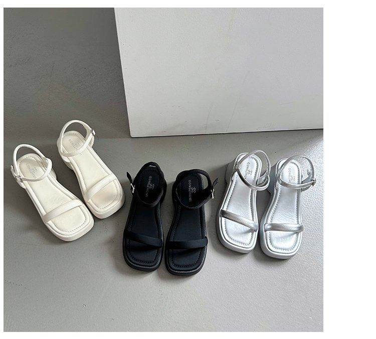 Chunky Heel Sandals Plain