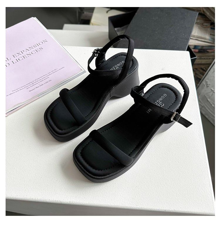 Chunky Heel Sandals Plain