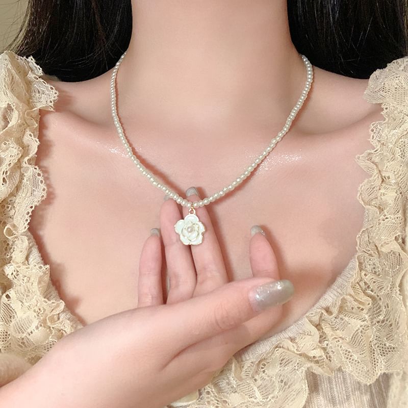 Flower Necklace Pendant
