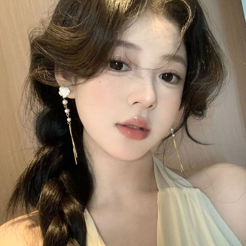 Faux Pearl Floral Alloy Threader Earring