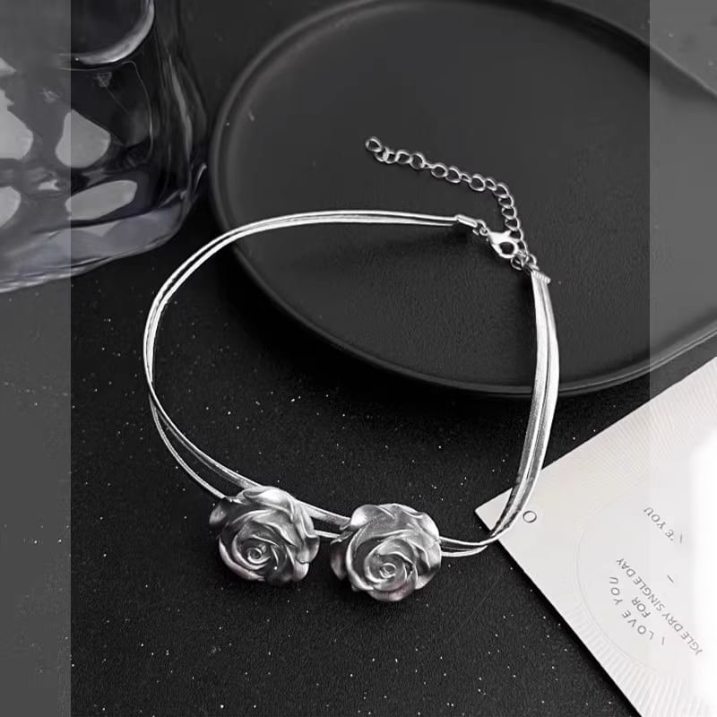 Faux Leather Rose Choker Metallic