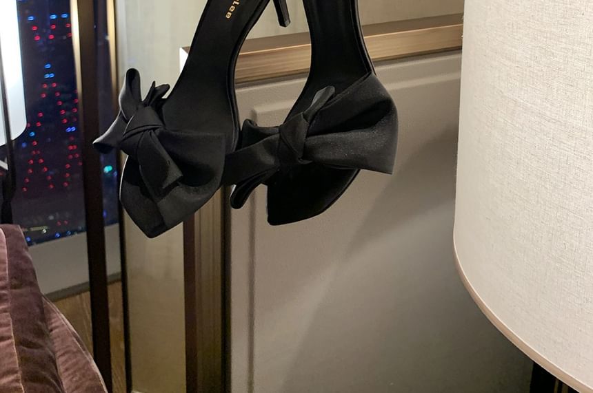 (Various Designs) Sandals Strap Bow Ankle