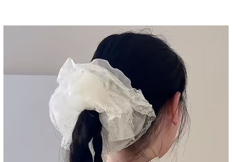 Scrunchie Trim Lace
