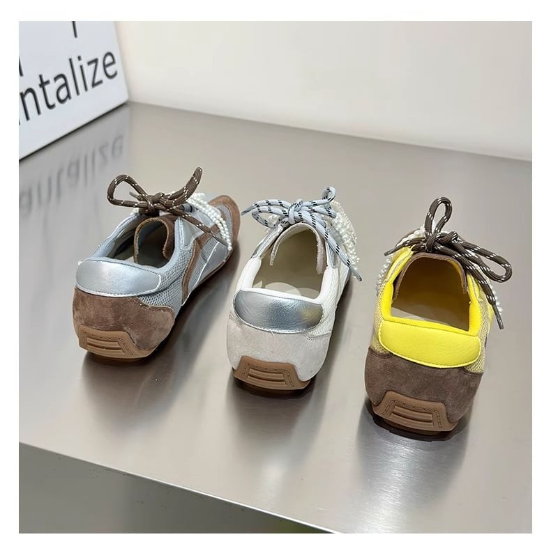 Bow Beaded Toe Square Panel Mesh Sneakers