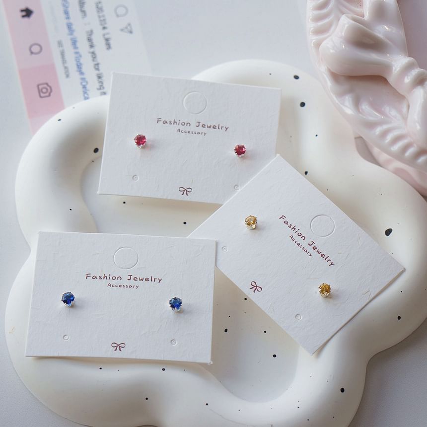 Rhinestone Stud Earring