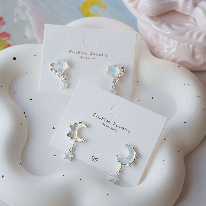 / Crescent Earring Drop Star