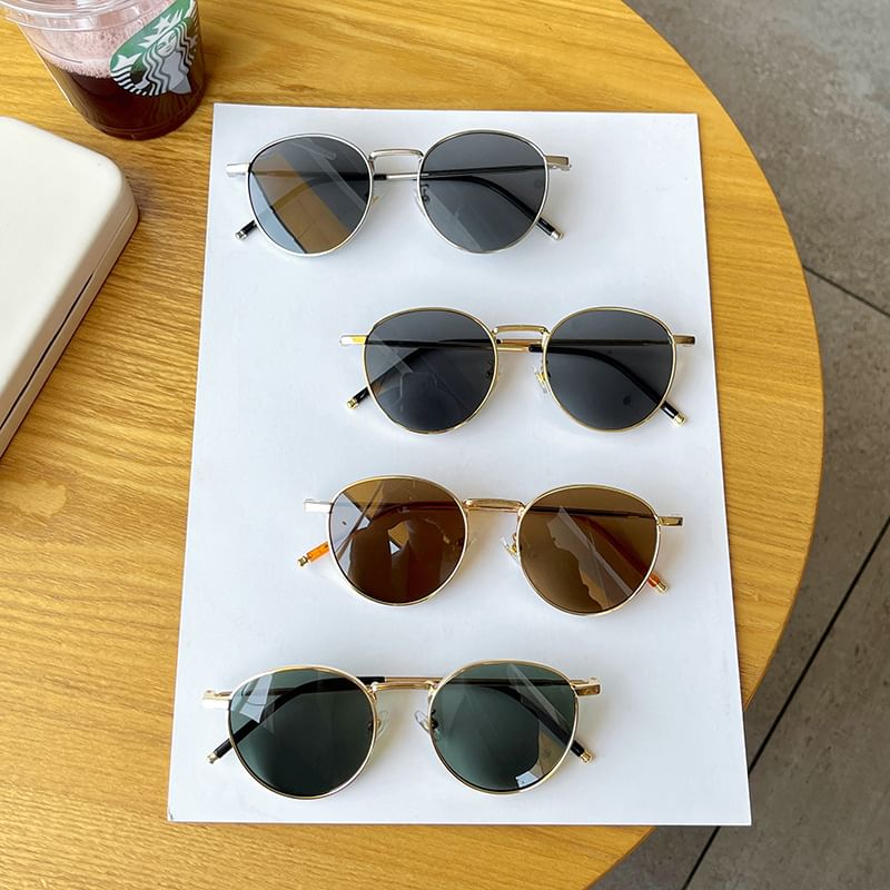 Sunglasses Round Metal Frame