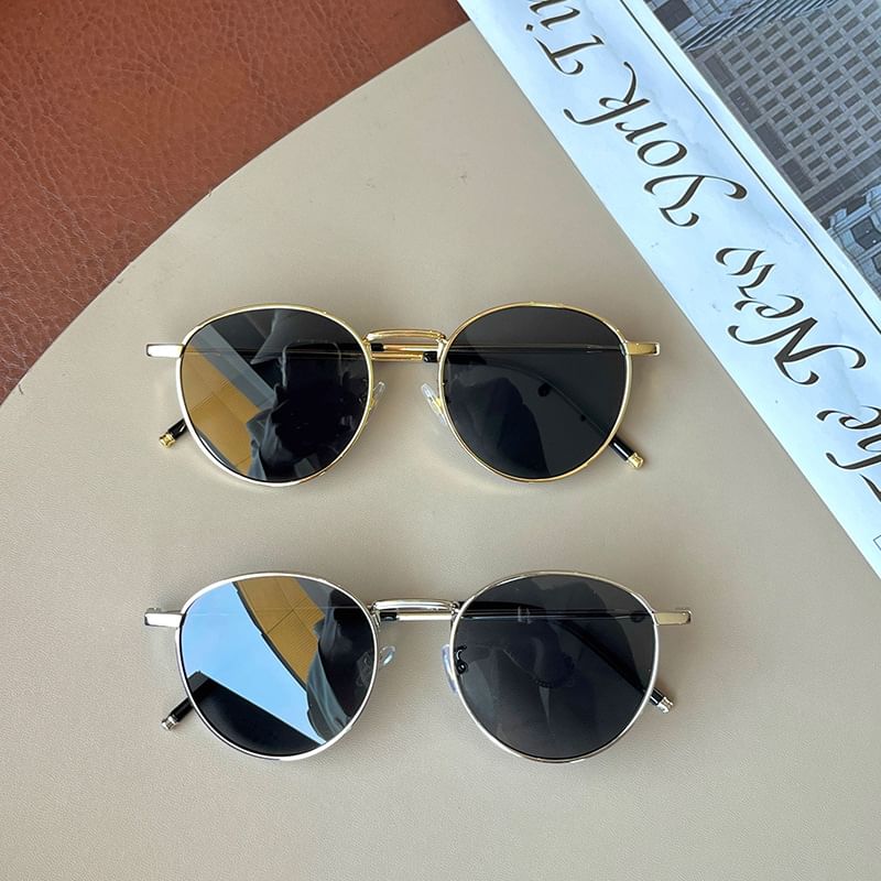 Sunglasses Round Metal Frame