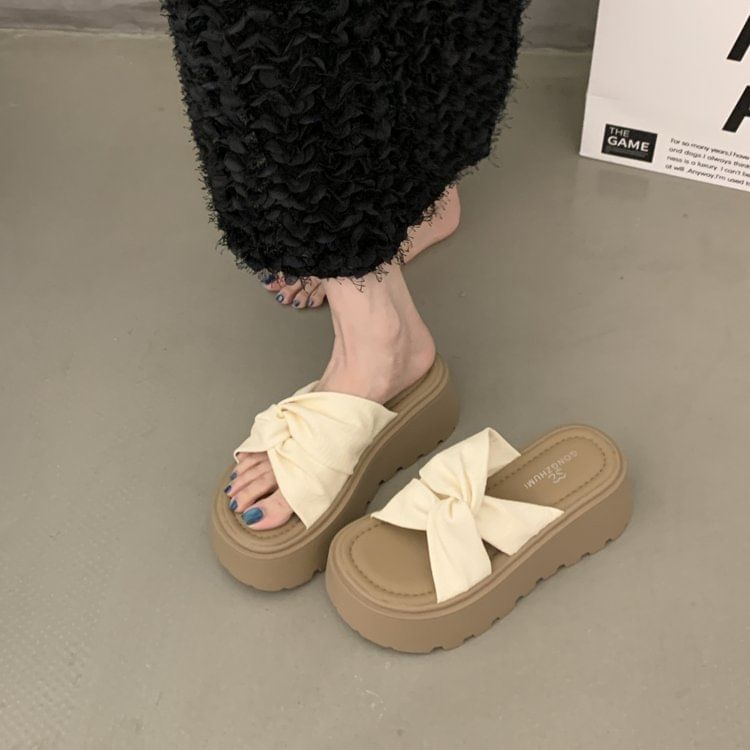 Sandals Twisted Slide Platform