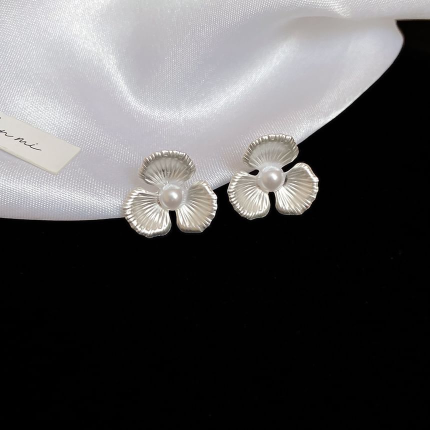 Pearl Earring Flower Stud Faux