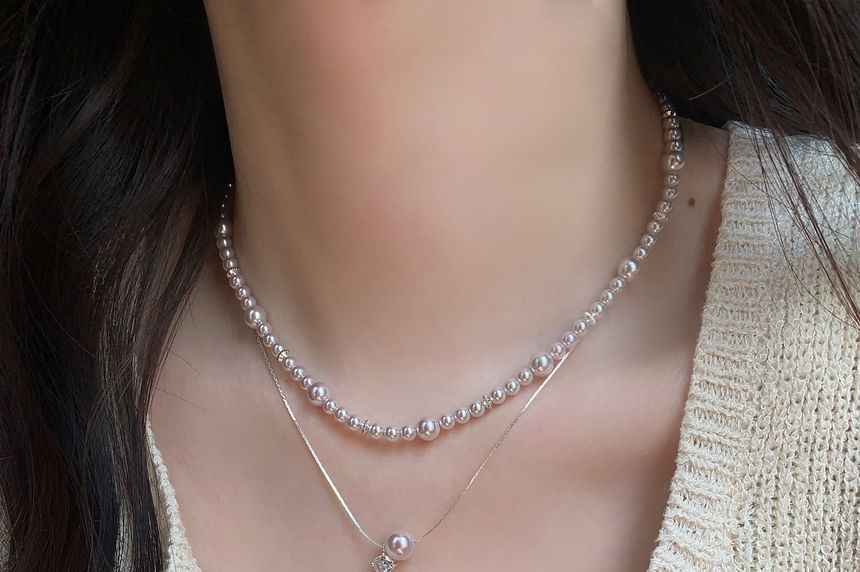 Pearl Faux Necklace