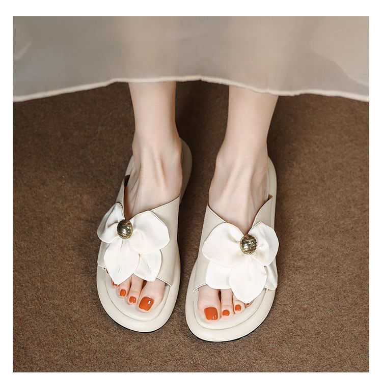 Accent Flower Sandals Slide