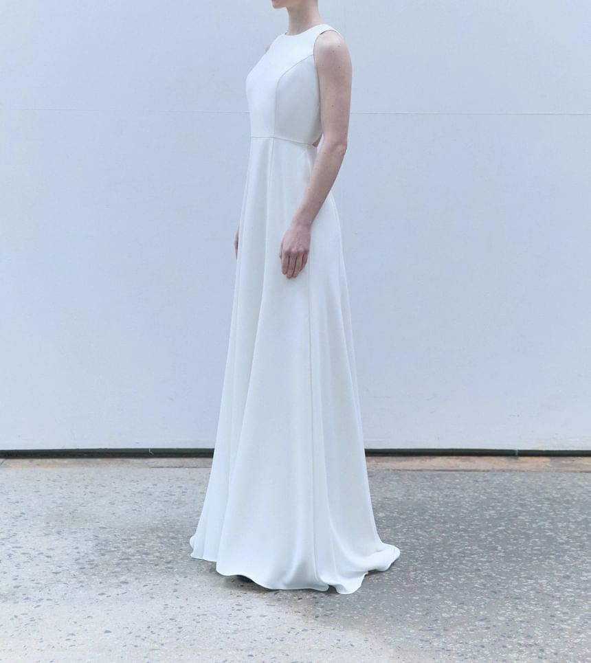 Round Neck A-Line Sleeveless Wedding Gown