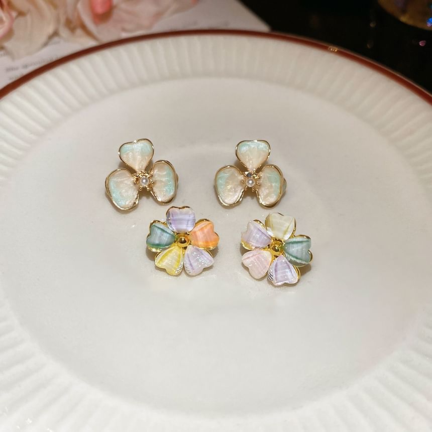 Flower Shell Faux Earring Pearl Stud