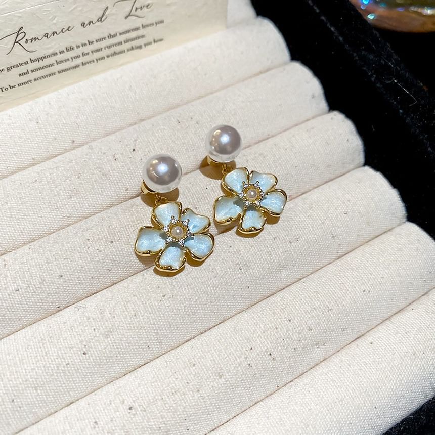 Pearl Floral Earring Faux Drop
