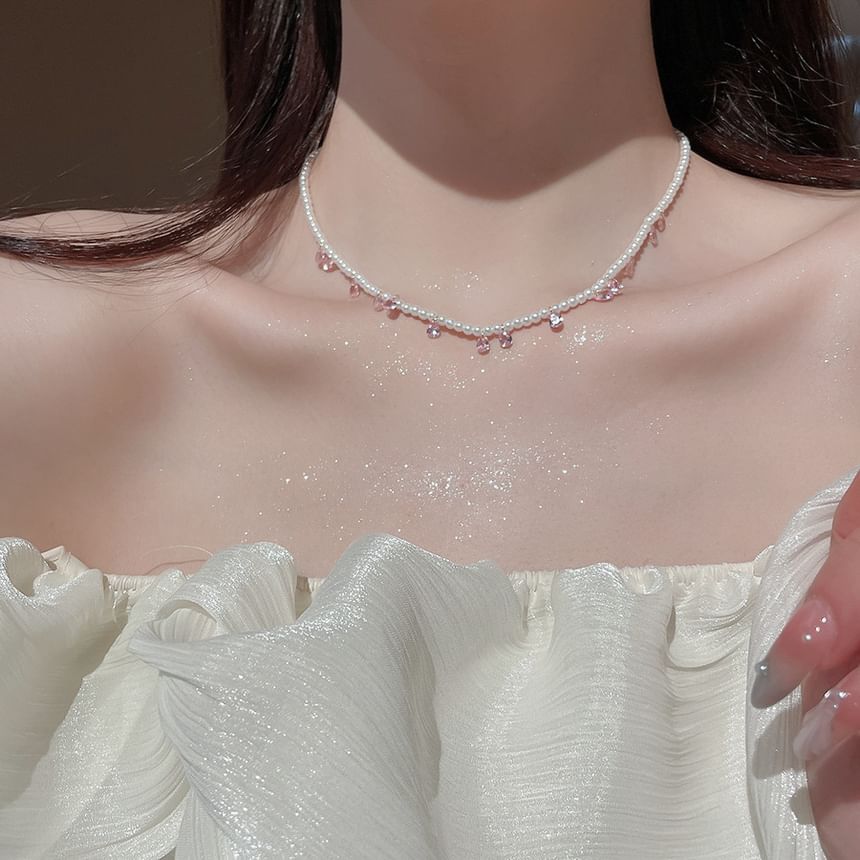 Layered Stud Pearl / Faux Necklace Butterfly Earring