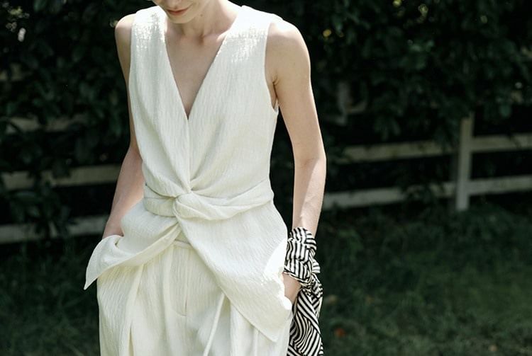 Pants Top Tank High / Plain Rise Knot Wide V-Neck Leg Slit