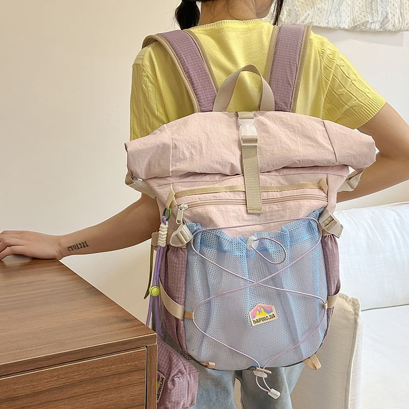 Sac à dos zippé à blocs de couleurs