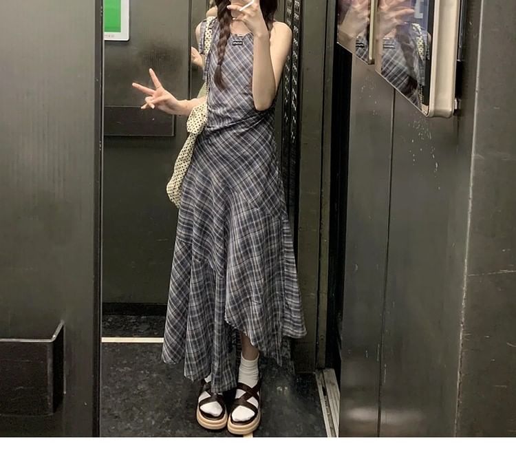 A-Line Sleeveless Dress Round Asymmetrical Plaid Neck Maxi