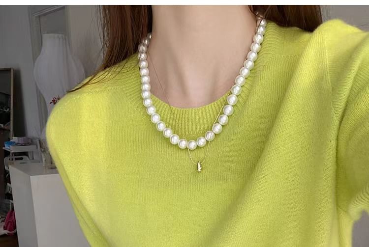 Gradient Short-Sleeve Neck Crew Knit Top