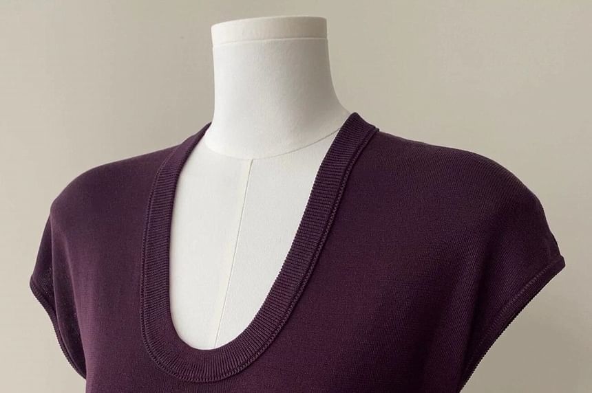 Slim Plain Top Scoop Neck Fit Cap-Sleeve Knit