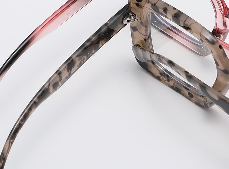 Square Frame Thick Sunglasses