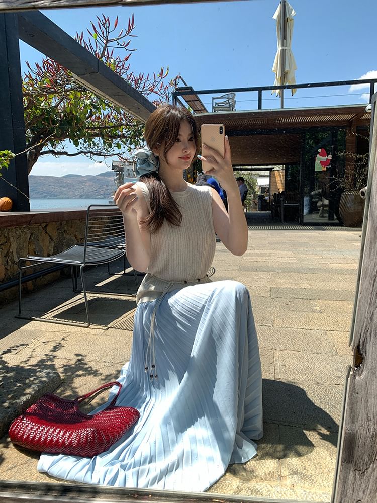 Plain Top Neck Sleeveless Knit Ribbed Crew