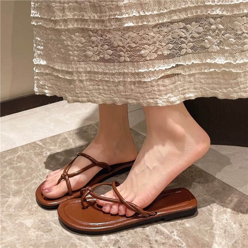 Knot Flip-Flops Strappy