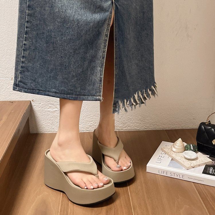 Flip-Flops Wedge Platform