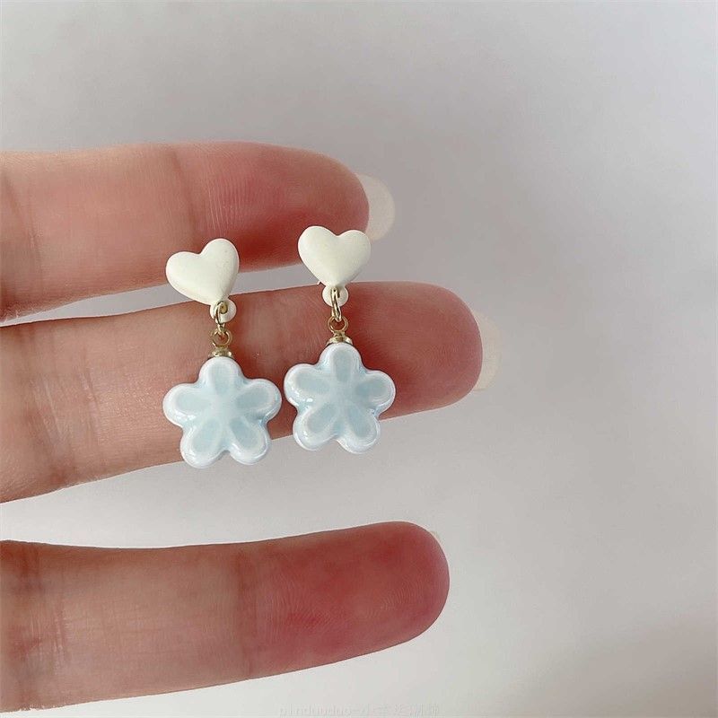 Earring / Heart Clip Drop Flower On