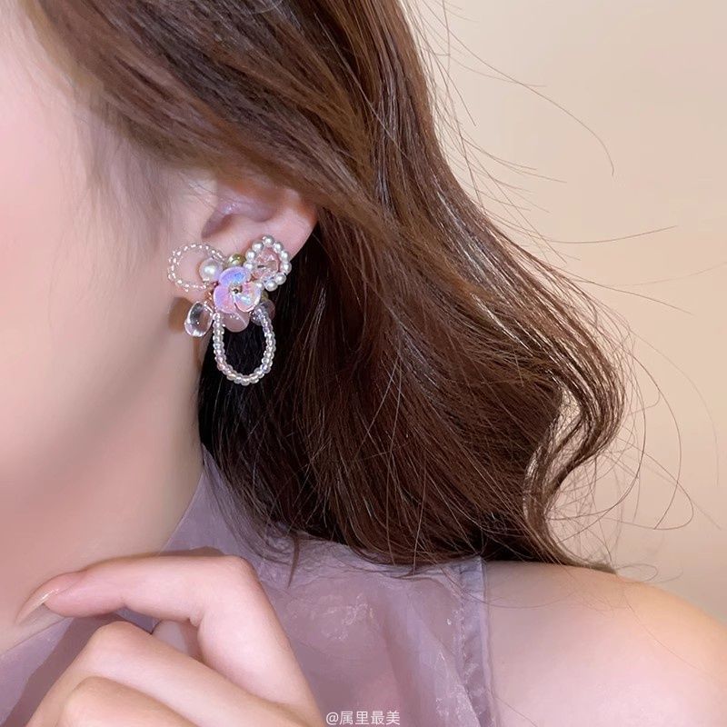 Stud Earring Floral Beaded