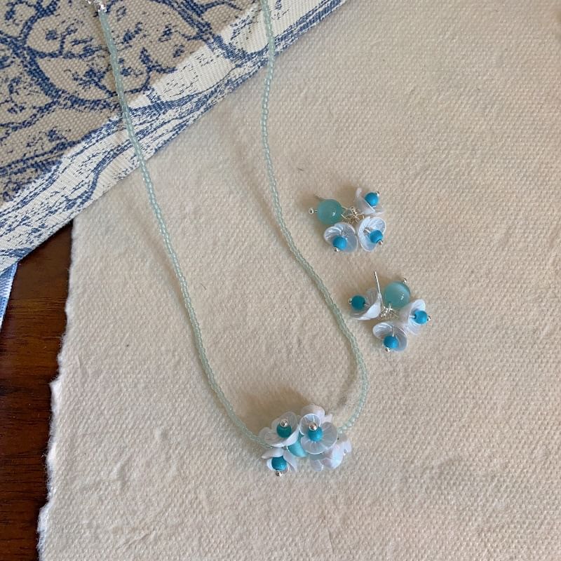 Beaded Necklace Earring / Drop Floral