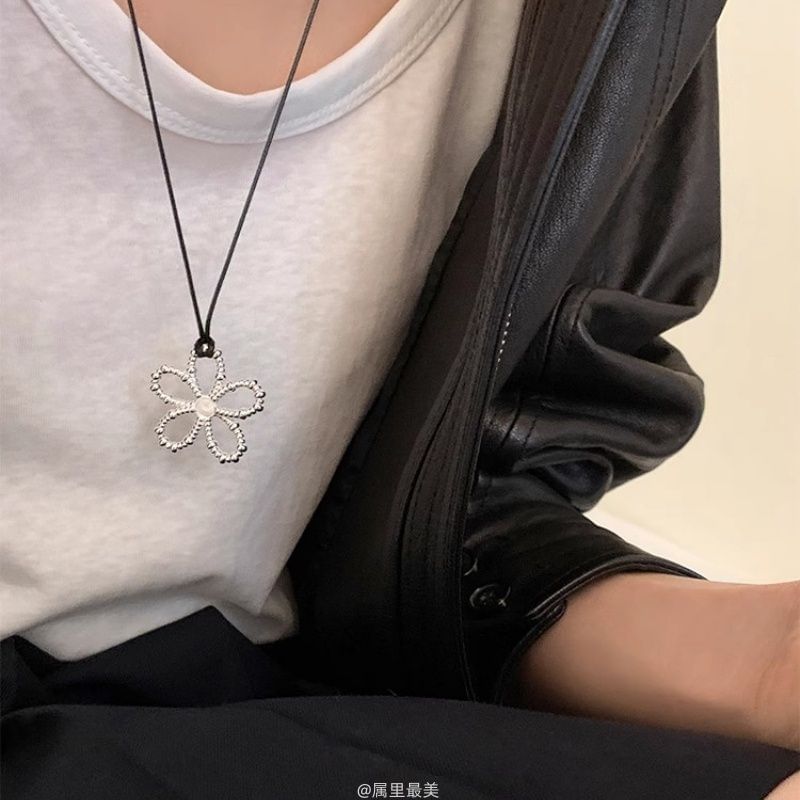 Cord Necklace Pendant Flower